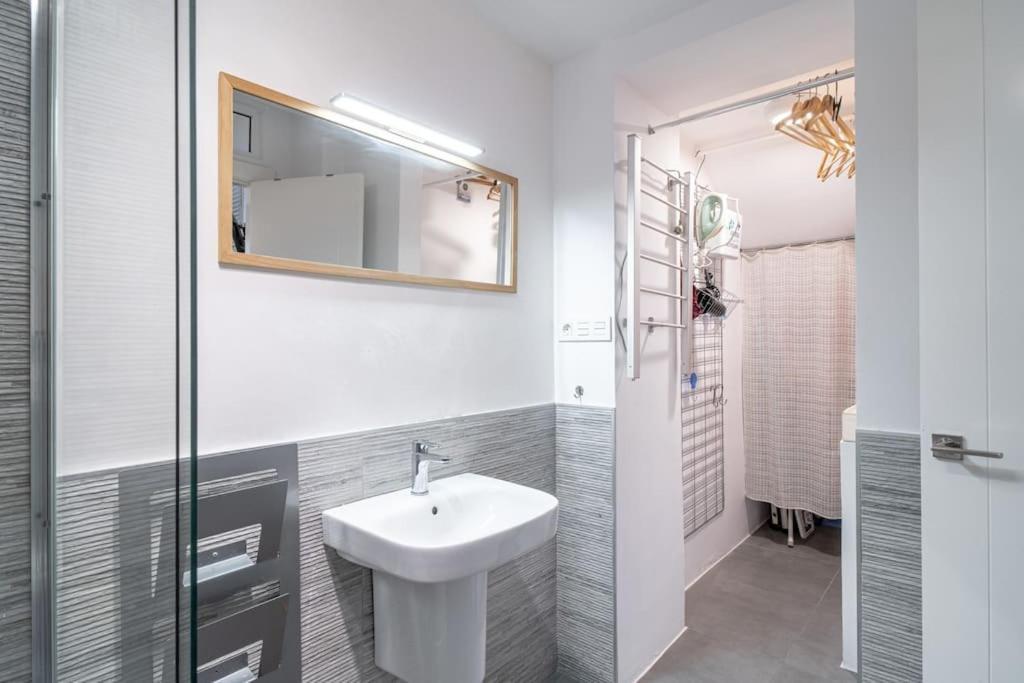 Loft De Diseno Cerca De La Playa - El Palo Appartement Málaga Buitenkant foto